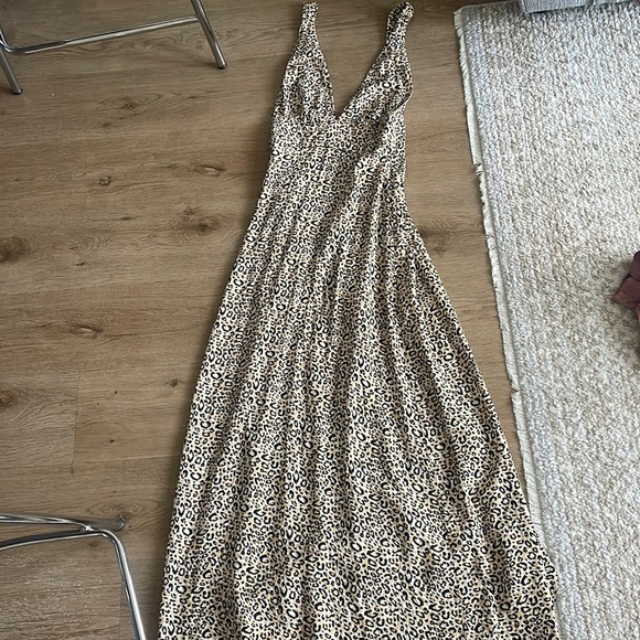 ASOS leopard print maxi - Picture 1 of 3